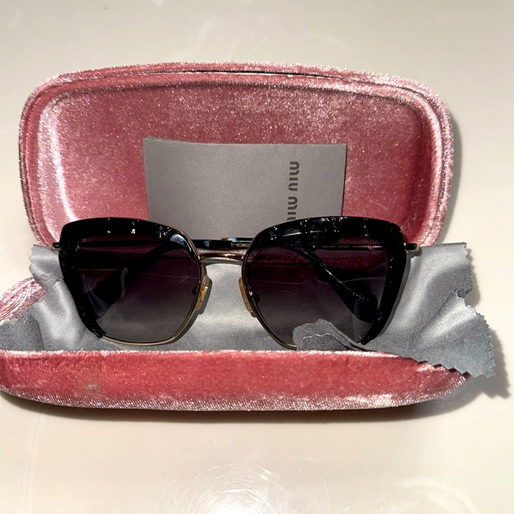 Miu miu sunglasses